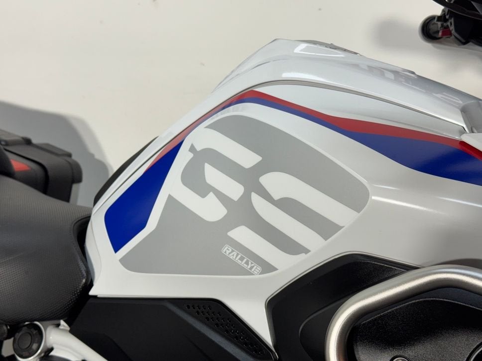 BMW R 1250 GS ADVENTURE (bj 2021), 2 cilinders, 1254 cc, Motorrijbewijs A, Bedrijf