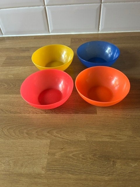 J17-4 kunststof schaaltjes doorsnede 12cm, Ophalen of Verzenden, Gebruikt