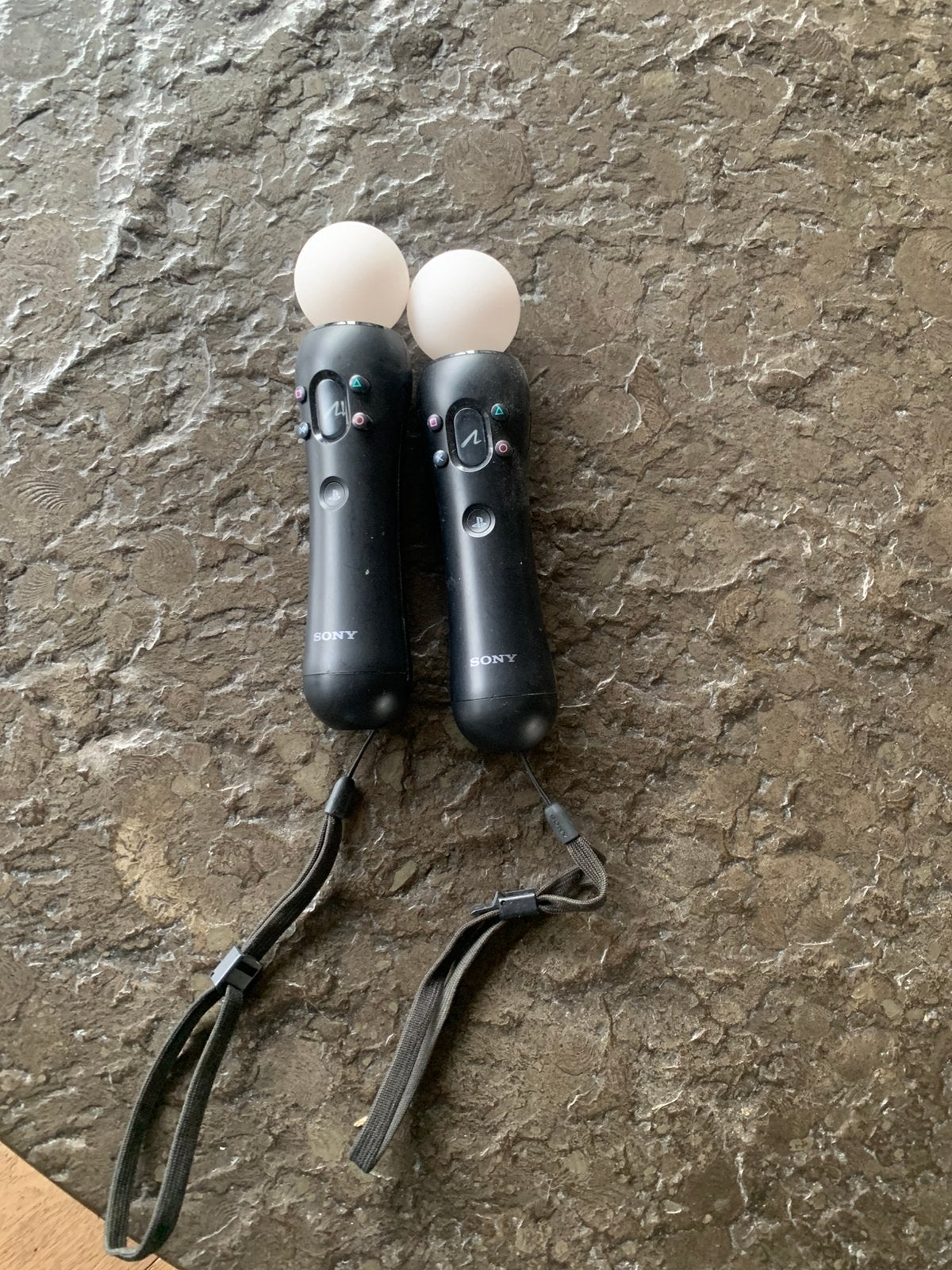 2x motion controllers ps3 ps4 ps5 pkaystation, Spelcomputers en Games, Ophalen of Verzenden, Zo goed als nieuw, Controller