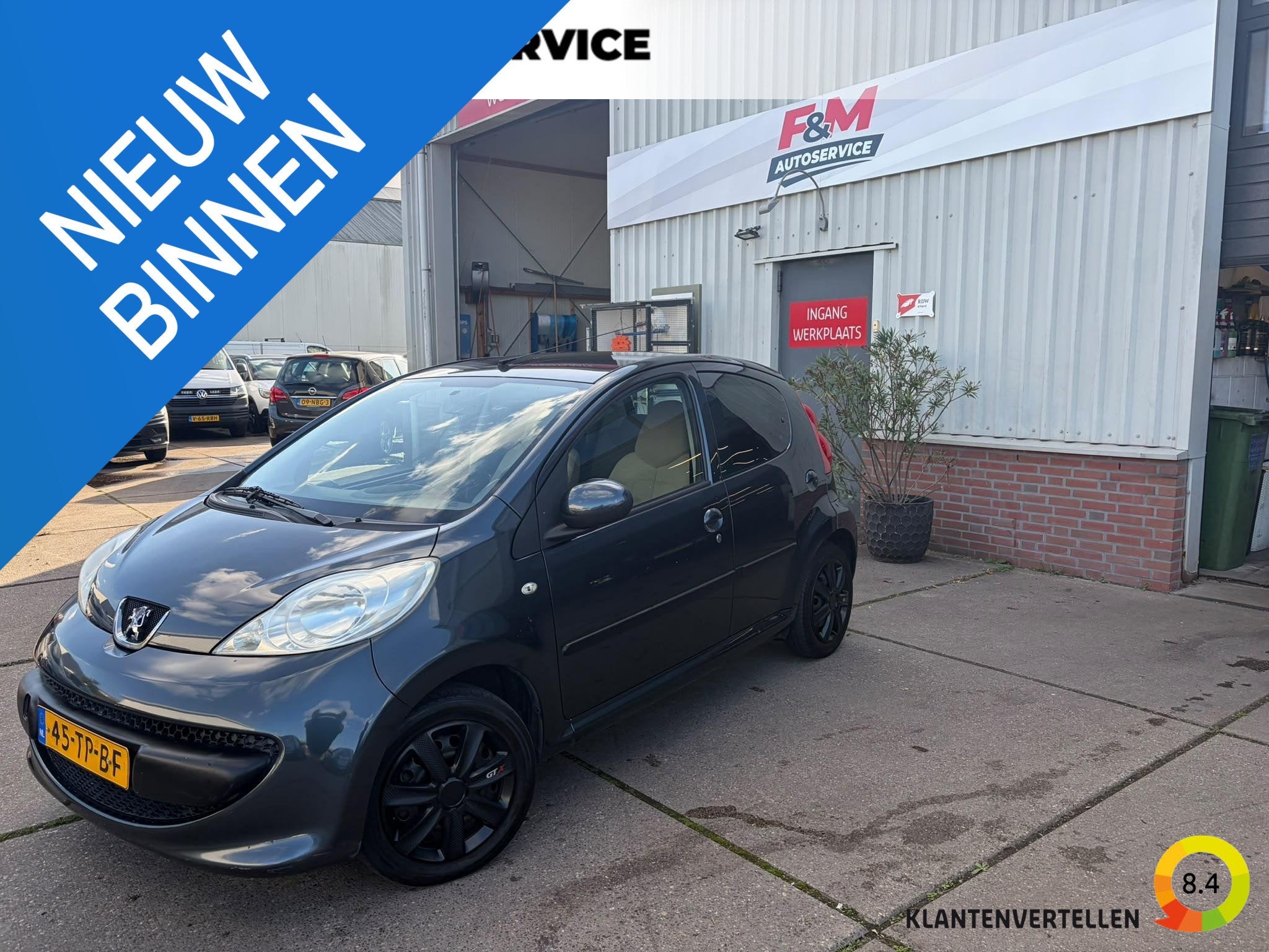 Peugeot 107 1.0-12V XS Carplay scherm, Voorwielaandrijving, Stof, Gebruikt, 4 stoelen