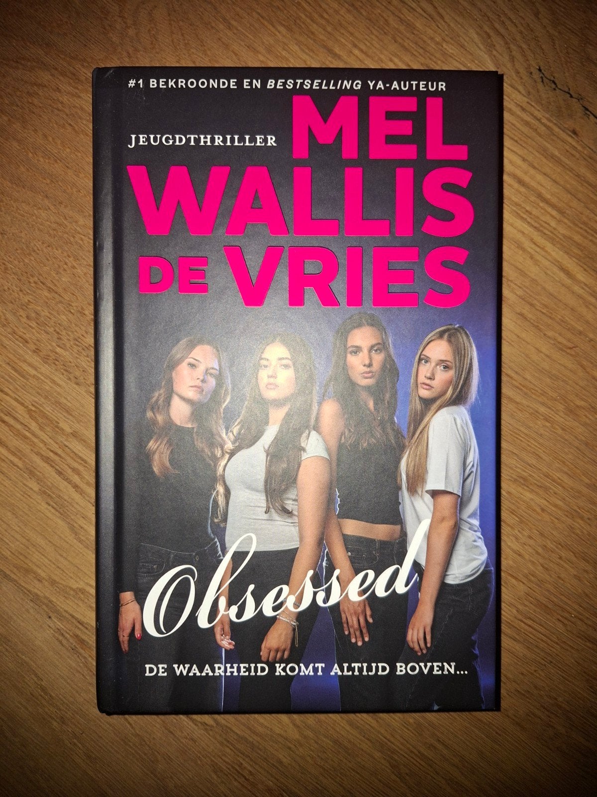 Mel Wallis de vries boek, Ophalen of Verzenden, Zo goed als nieuw