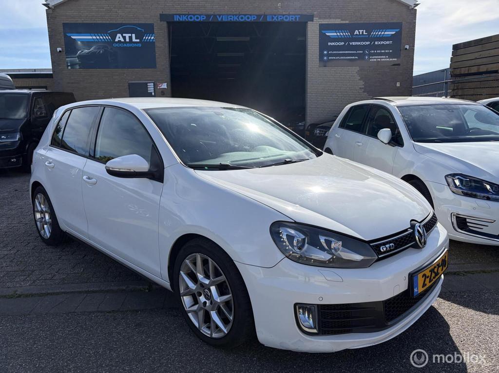 Zeer Nette Volkswagen Golf 6 2.0 GTD VOLL DEALER ONDR. APK27, Auto's, Voorwielaandrijving, Euro 5, Gebruikt, 700 kg