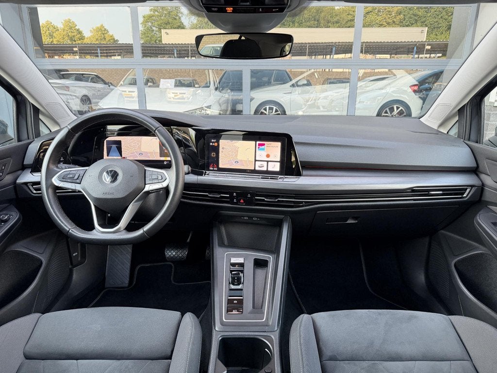 Volkswagen Golf 1.5 eTSI Style Pano | HUD | Eerste eigenaar, 150 pk, Bedrijf, Zilver of Grijs, Te koop