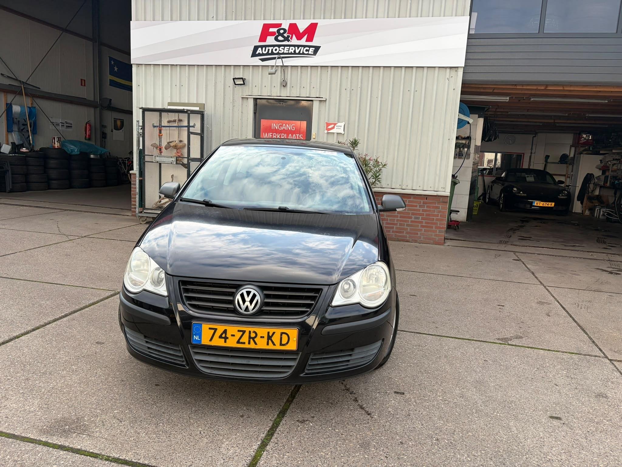 Foto 2 van Volkswagen Polo 1.2 Trendline