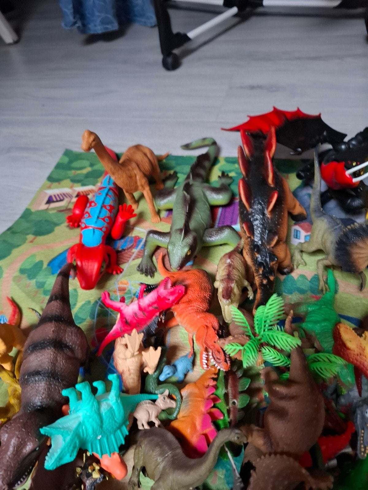 Grote collectie dinosaurus speelgoed en accessoires, Ophalen, Gebruikt, Jongen of Meisje