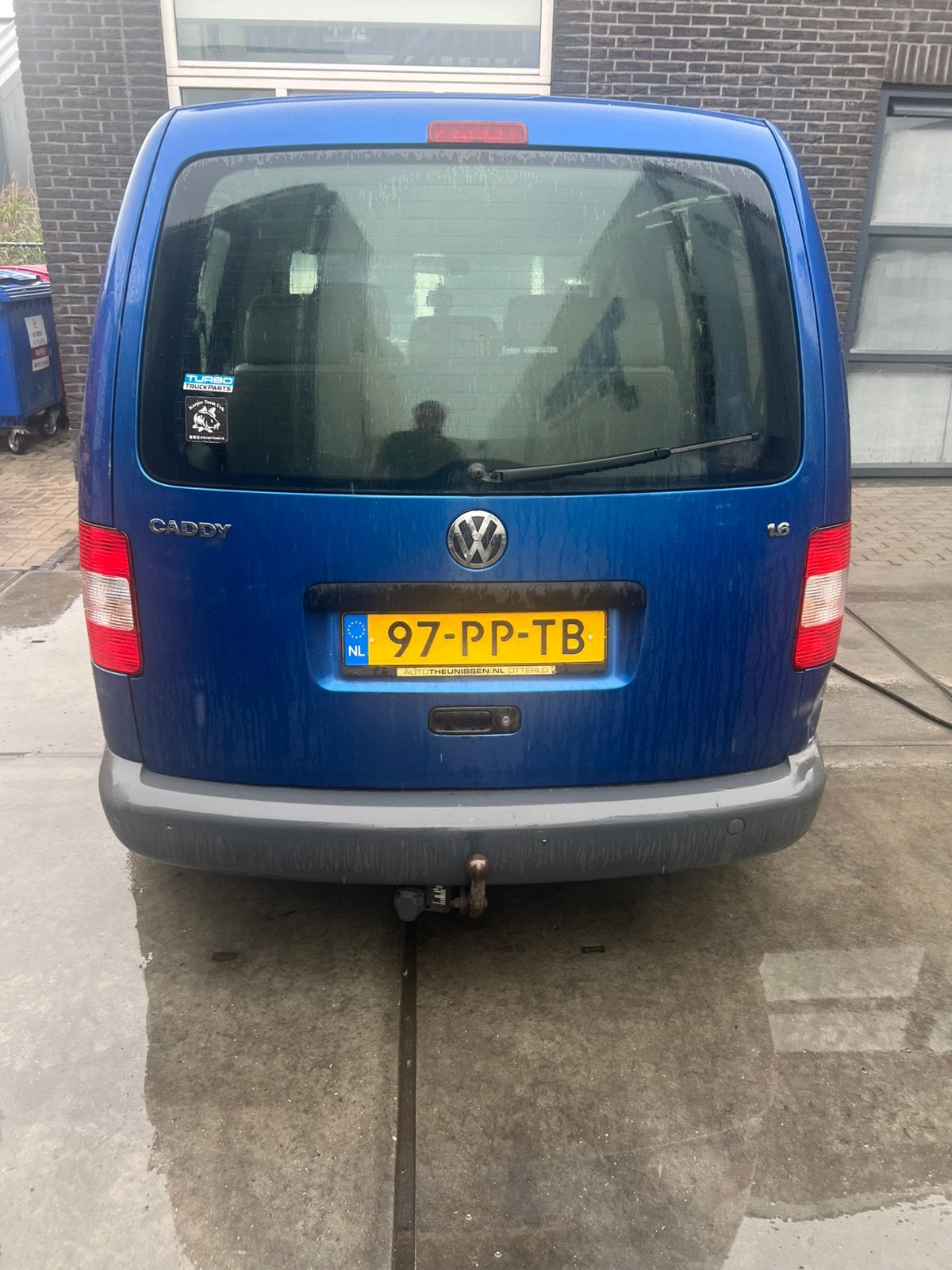 Volkswagen Caddy 1.6 75KW Combi 2004 Blauw, Auto's, Voorwielaandrijving, 4 cilinders, 7 stoelen, Handgeschakeld