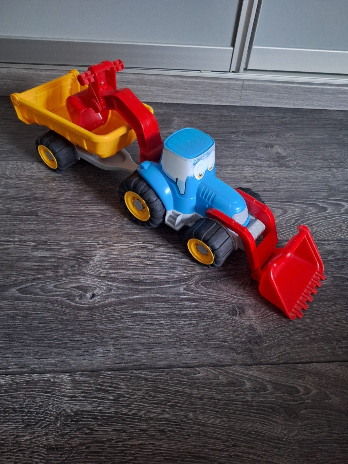 Grote speelgoed tractor met aanhanger, Ophalen of Verzenden, Gebruikt