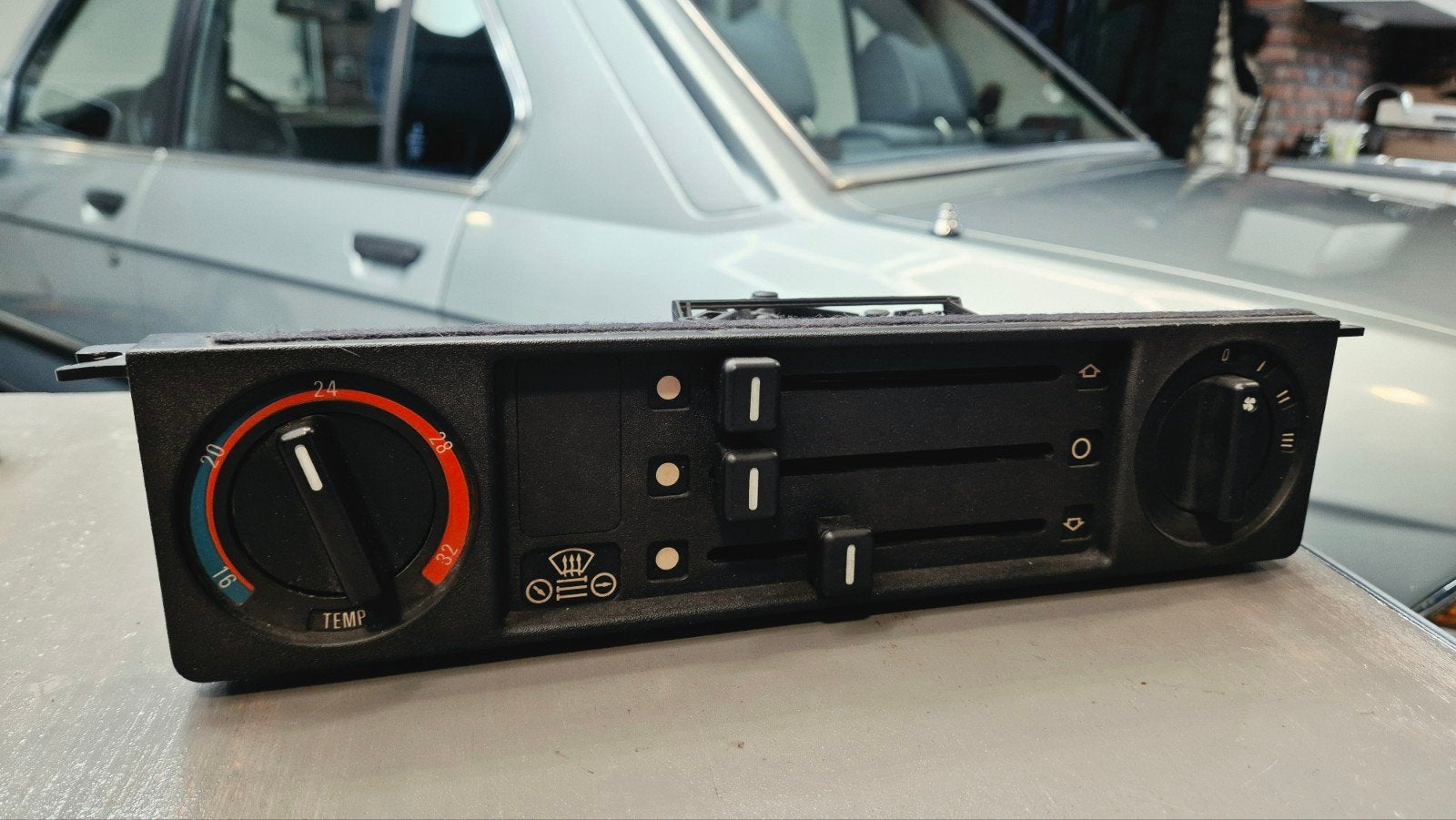 BMW E28 64 11 1 368 498 Verwarming Bedieningspaneel, Ophalen of Verzenden, Gebruikt, BMW
