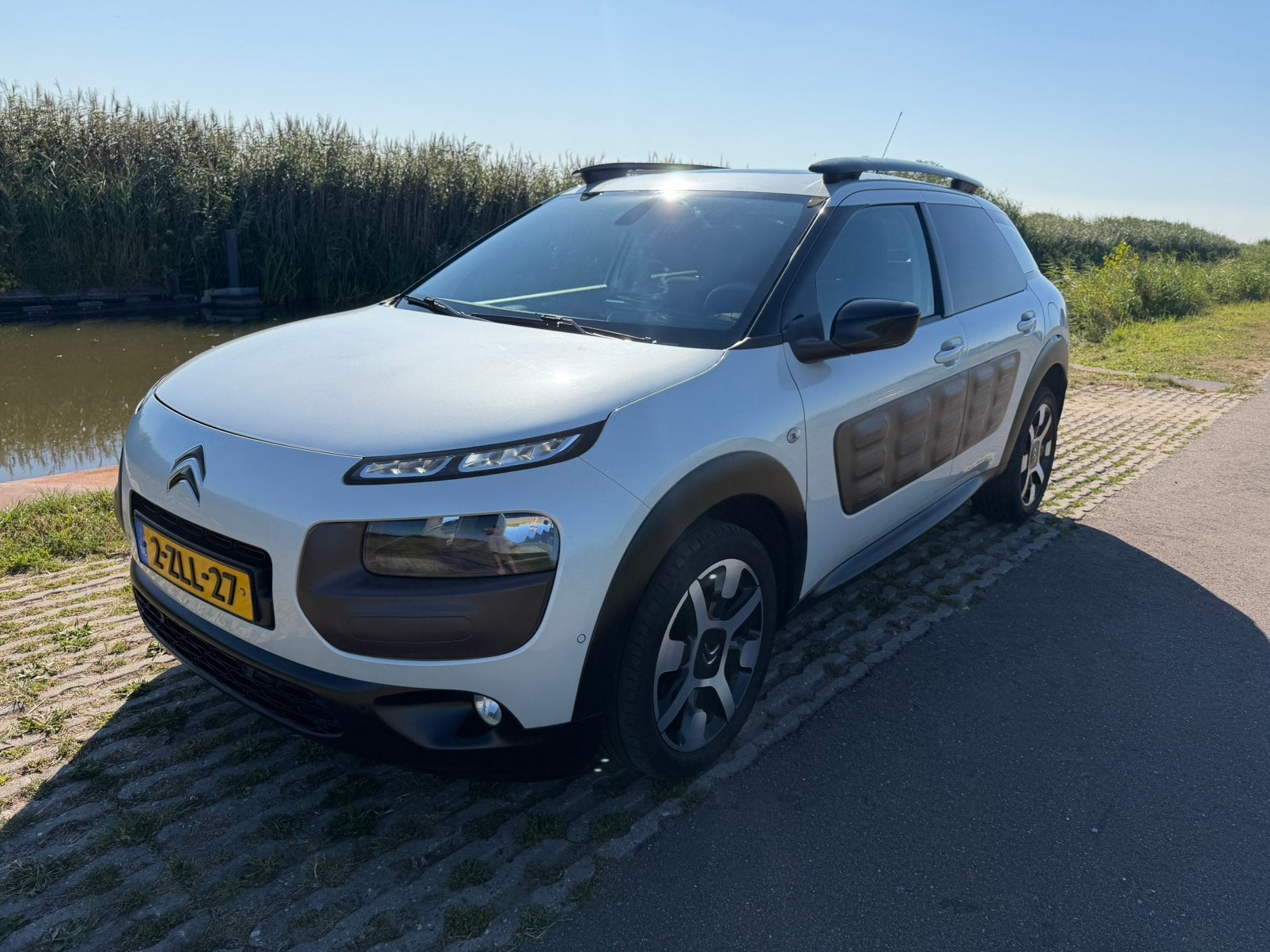 Citroën C4 Cactus 1.2 PureTech 110 wit Gereviseerde motor, Auto's, Citroën, 40 €/maand, Euro 6, 1199 cc, 995 kg