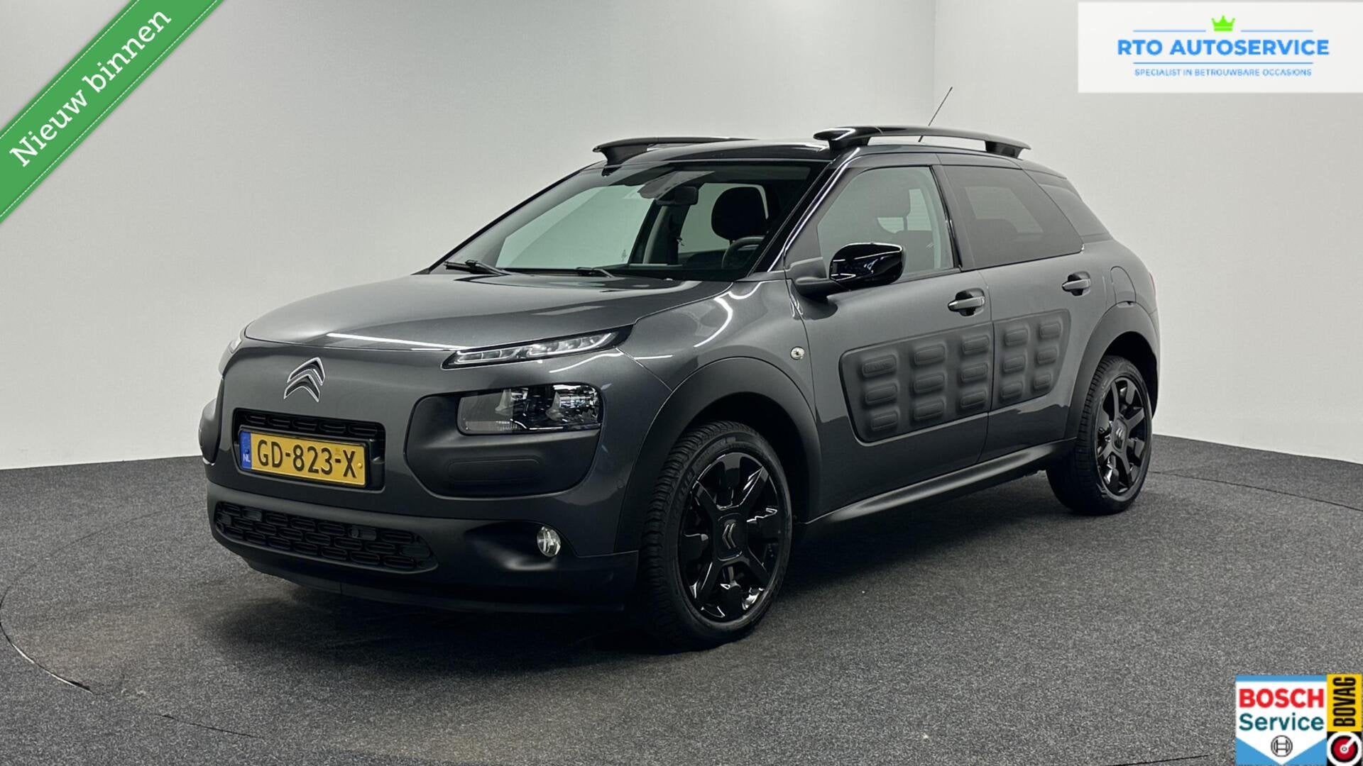 Citroen C4 Cactus 1.2 PureTech Shine PANO NAVI TREKHAAK CRUI, Voorwielaandrijving, Stof, 1199 cc, Met garantie (alle)
