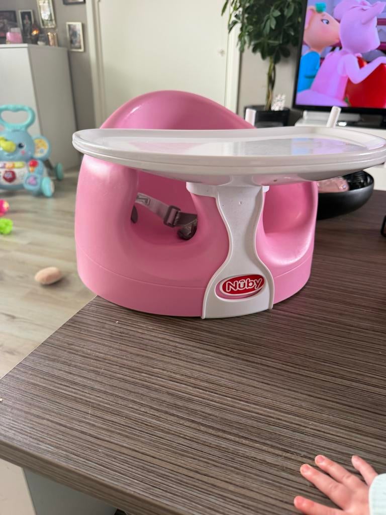 Nuby Babystoeltje met eetblad - vanaf 4 maanden, Kinderen en Baby's, Kinderstoelen, Ophalen, Zo goed als nieuw, Overige typen