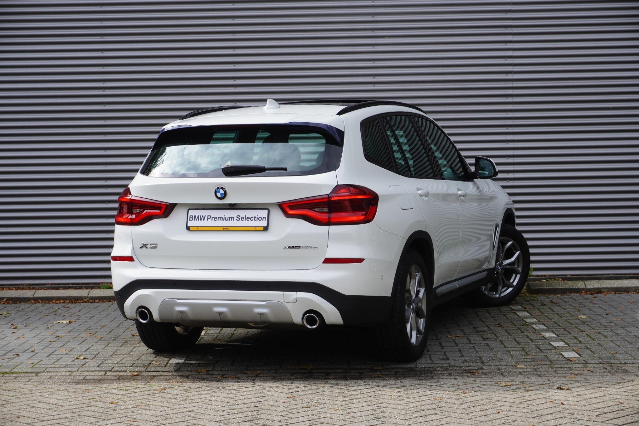 Foto 2 van BMW X3 xDrive30e | High Executive | Trekhaak met elektrisch