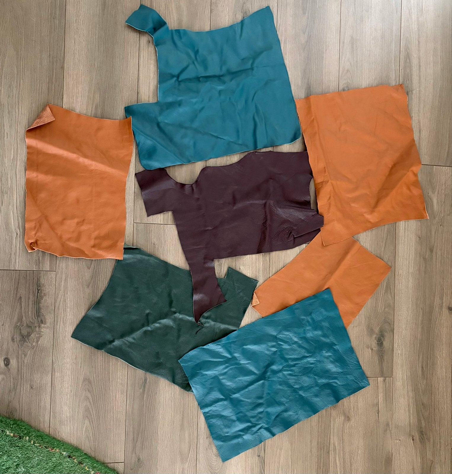 Leren lappen in diverse kleuren - ideaal voor knutselen, Hobby en Vrije tijd, Stoffen en Lappen, Gebruikt, Meerkleurig, Leer of Kunstleer