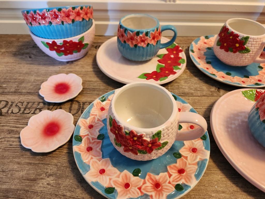 Nieuw servies zomers bloemen, Huis en Inrichting, Keuken | Servies, Ophalen, Nieuw, Overige stijlen