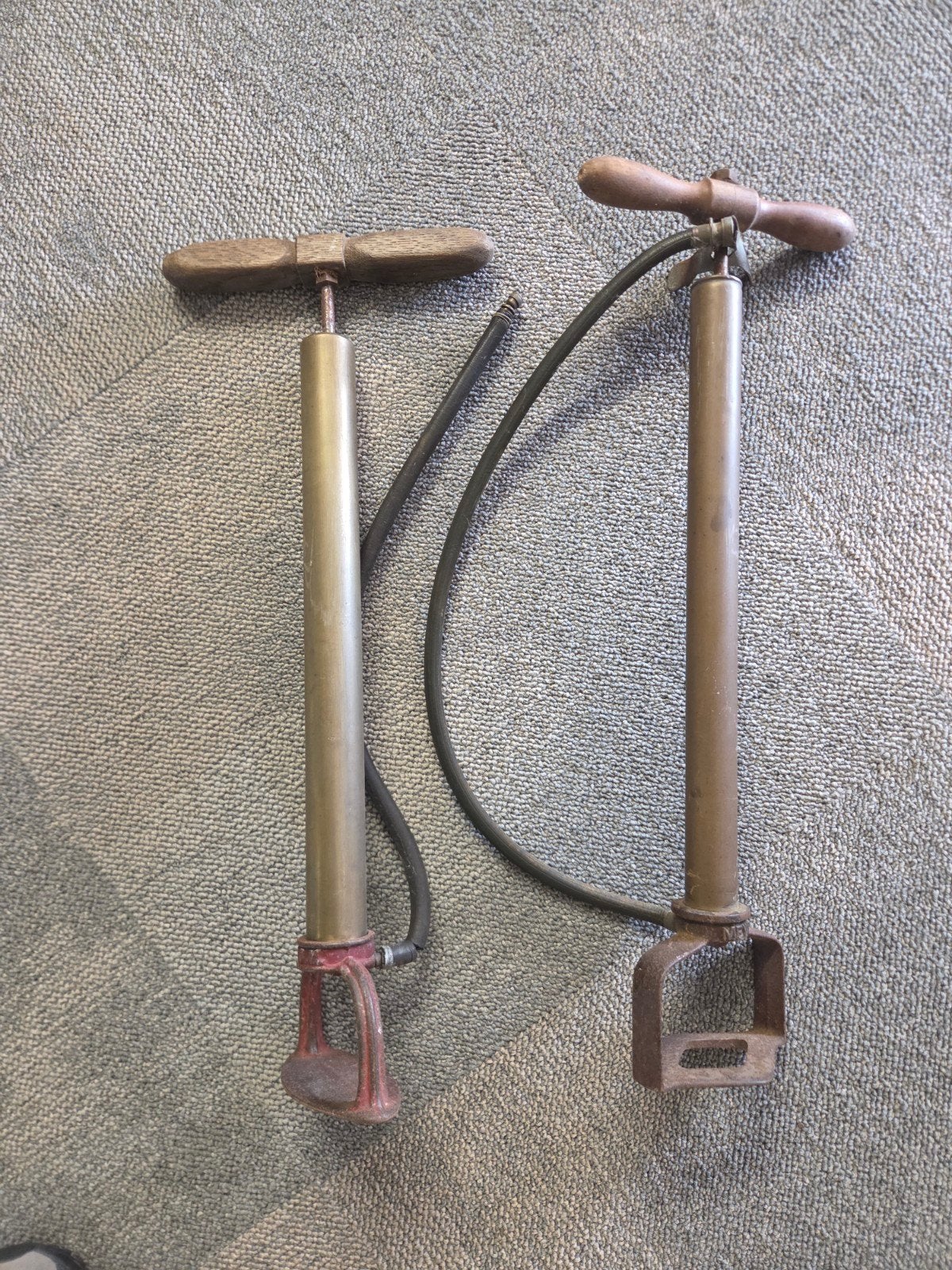 2x vintage brocante decoratie fietspompen, Ophalen, Gebruikt