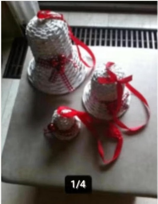 Setje Kerstklokken wit riet 3 delig 10cm15cm20cm, Overige materialen, Wit, Ophalen of Verzenden, Zo goed als nieuw