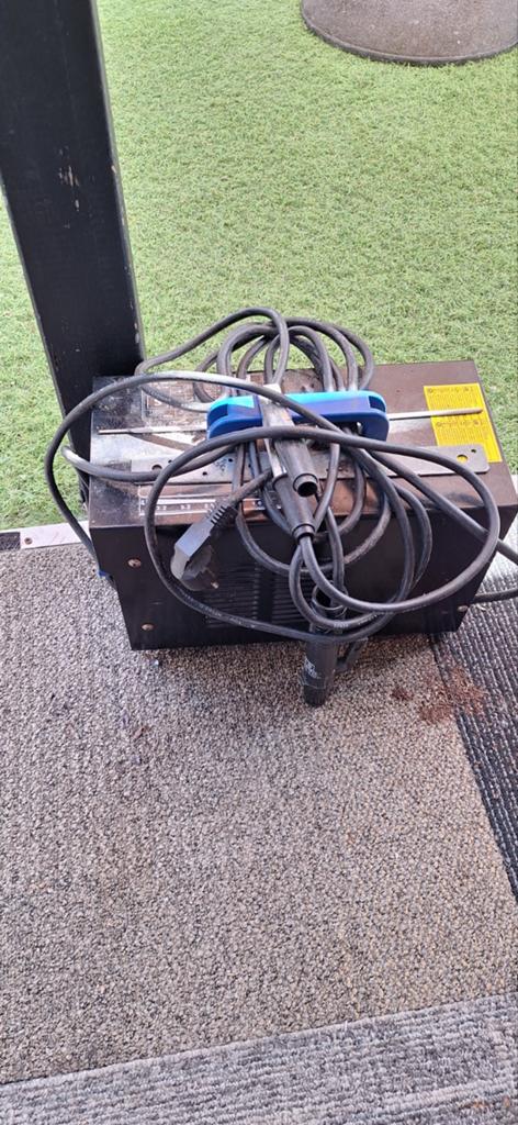 Lasapparaat met complete benodigdheden en laskap, Ophalen of Verzenden, Gebruikt, Minder dan 150 ampère, Elektroden