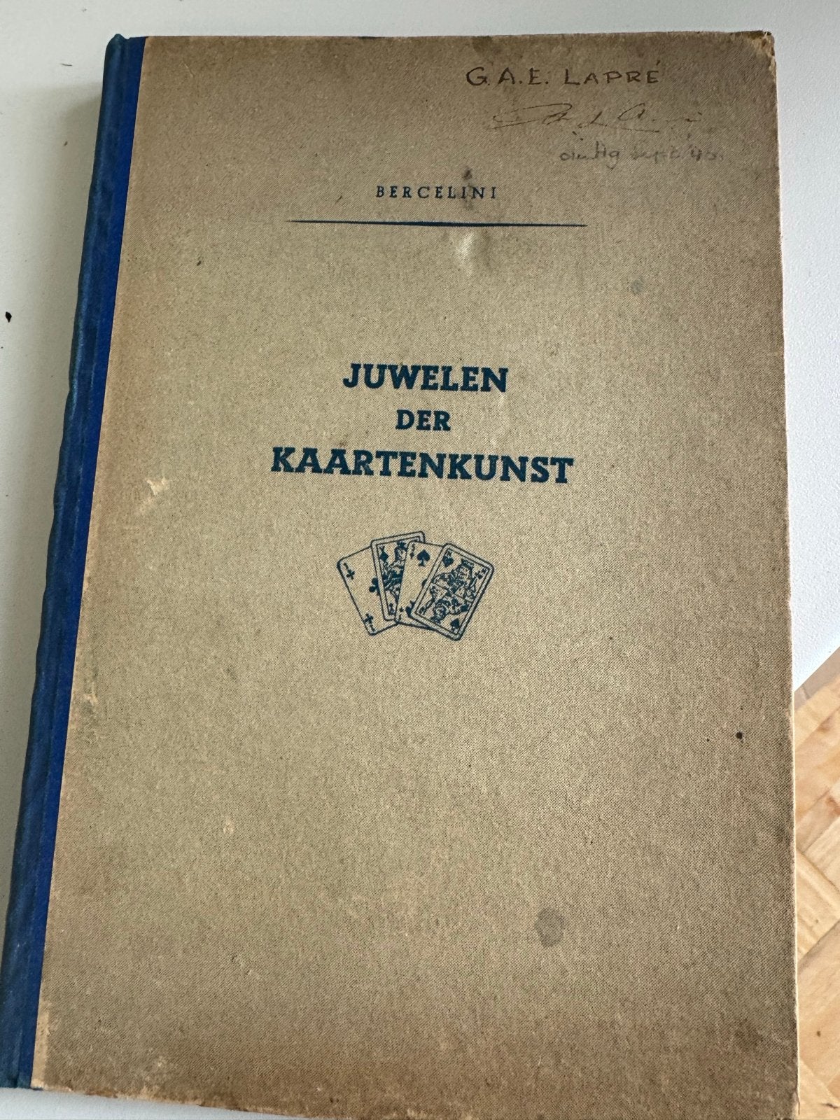 Oude goochelboeken: Juwelen der Kaartenkunst, Nieuwe Kunstje, Ophalen of Verzenden, Gelezen, Overige onderwerpen