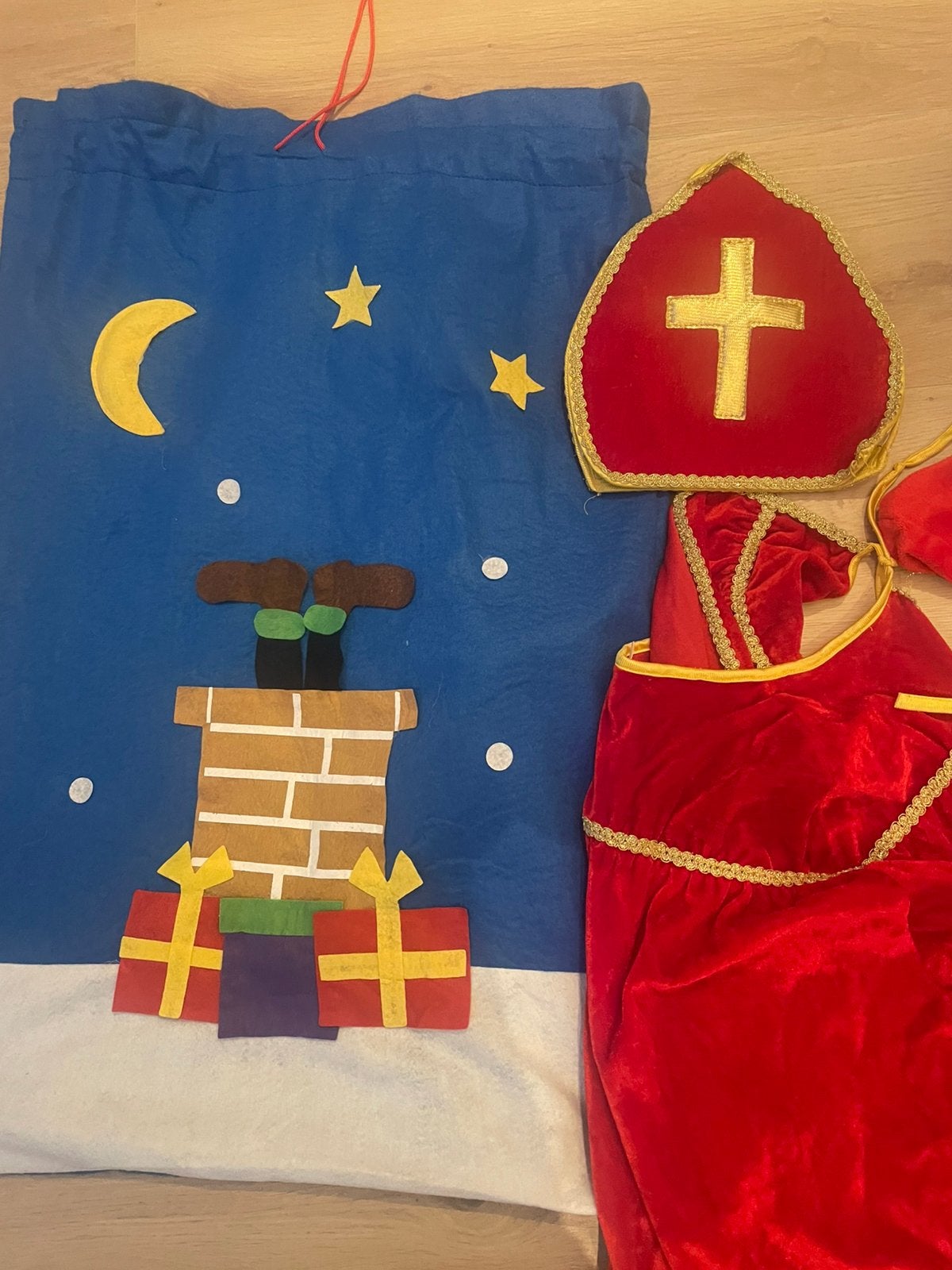 Sinterklaas verziering, Ophalen, Zo goed als nieuw