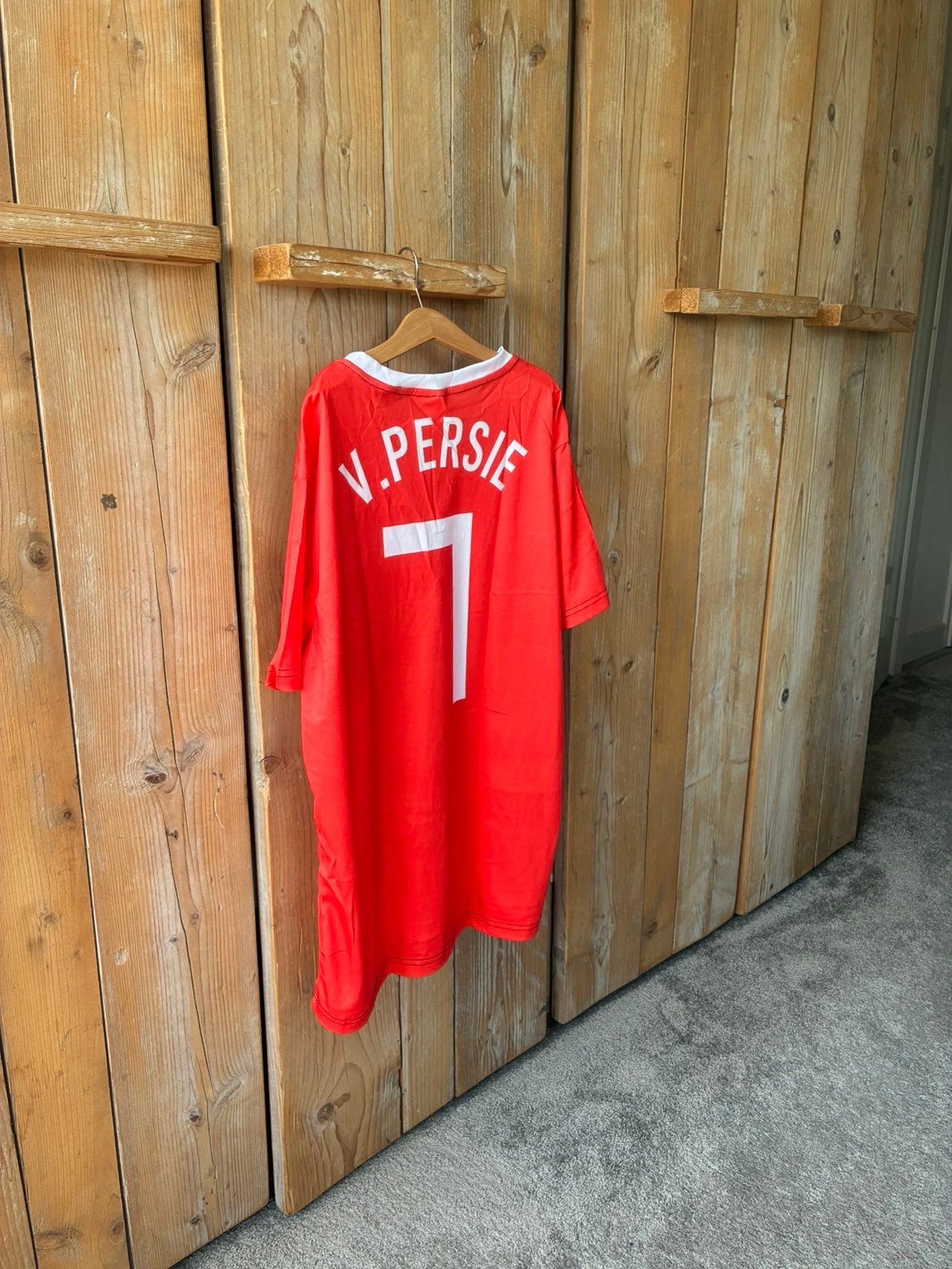 V. Persie voetbalshirt, Ophalen of Verzenden, Nieuw, Maat 48/50 (M), Rood