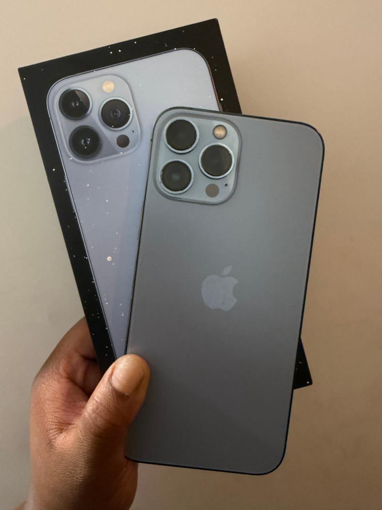 iPhone 13 Pro Max Blauw - Goede staat, Telecommunicatie, Mobiele telefoons | Apple iPhone, Gebruikt, Blauw, Ophalen of Verzenden