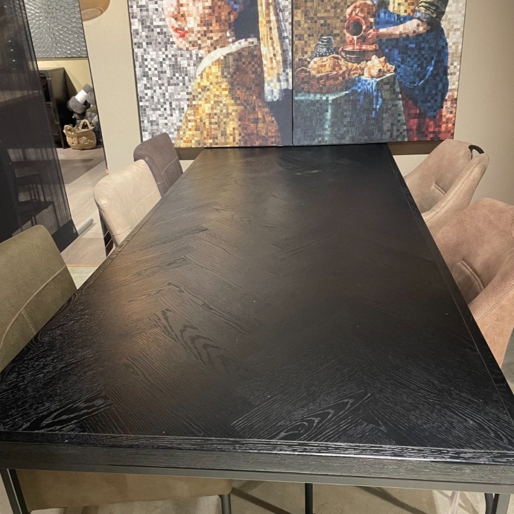 Eettafel Vinito Eikenfineer Zwart Visgraat Motief - Pronto, Niet ingevuld, Niet ingevuld, Niet ingevuld