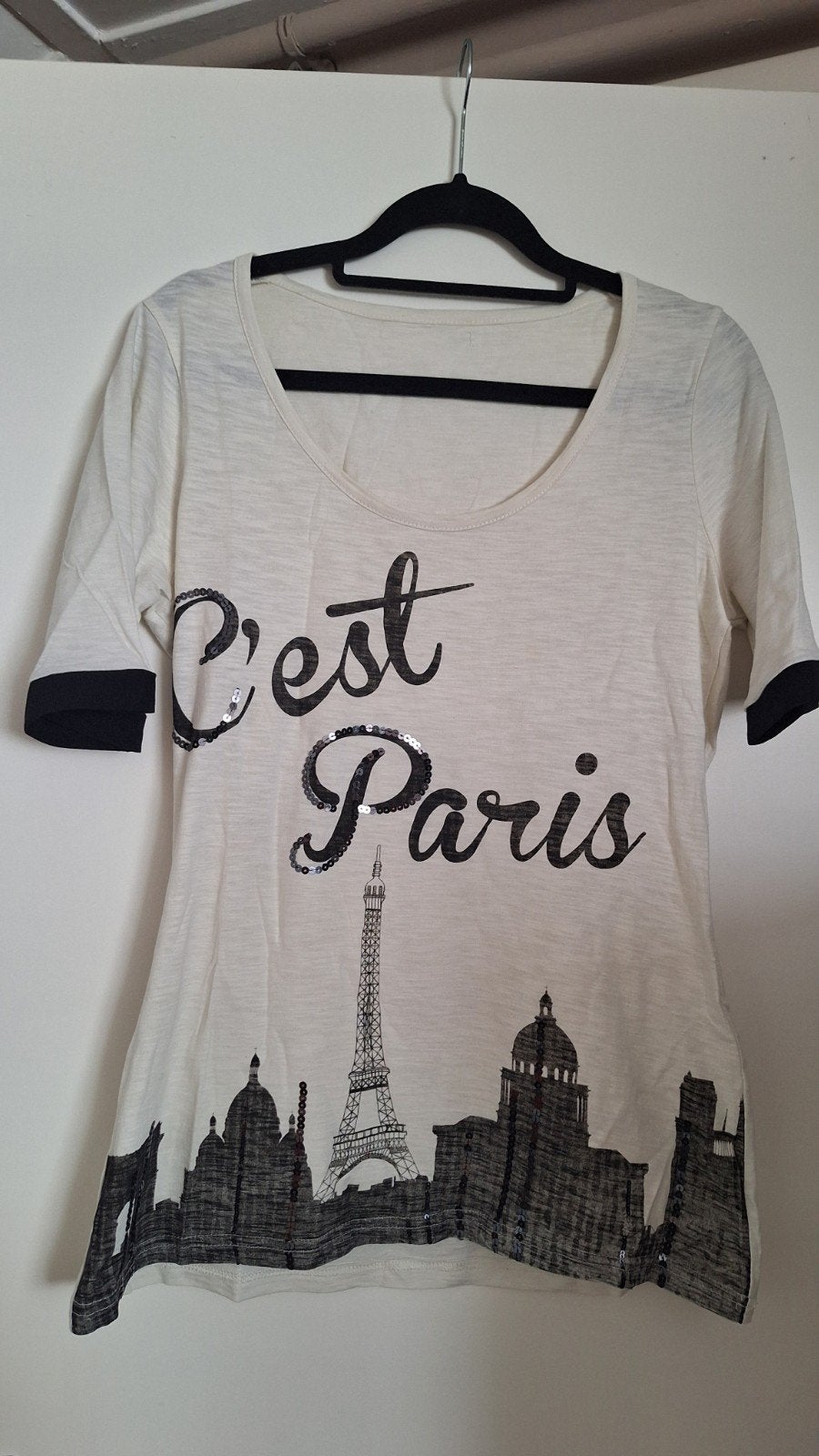 T-shirt met mooie applicatie, Maat 38/40 (M), Zwart, Ophalen of Verzenden, Korte mouw
