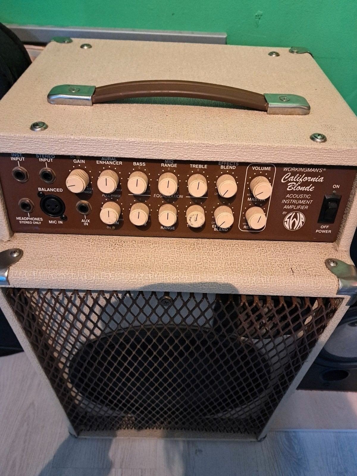 SWR California Blonde 200 Watt 2-Channel Acoustic Amplifier, Muziek en Instrumenten, Ophalen, Gebruikt, Gitaar, 100 watt of meer