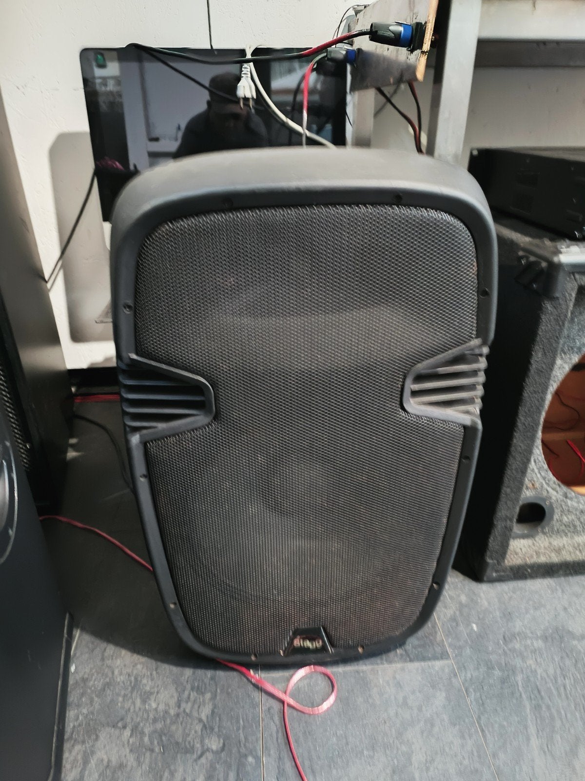 Actieve luidspreker 250W RMS met Bluetooth en wielen, Ophalen
