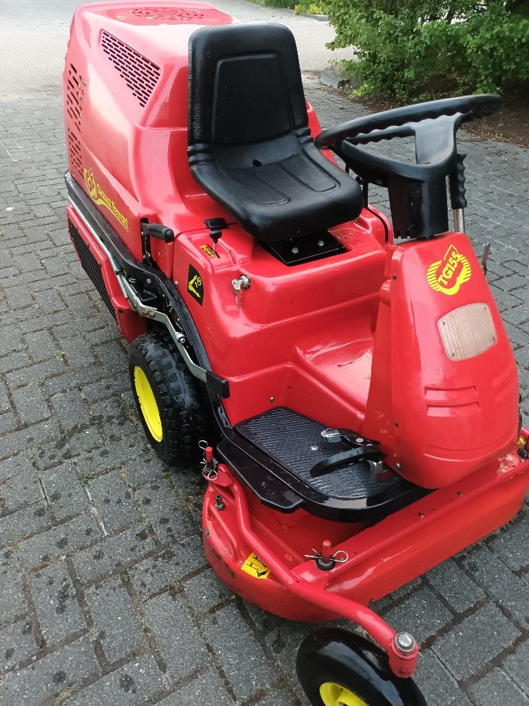 Front zitmaaier Gianni Ferrari TG155, Ophalen, Gebruikt, Opvangbak, 90 tot 120 cm