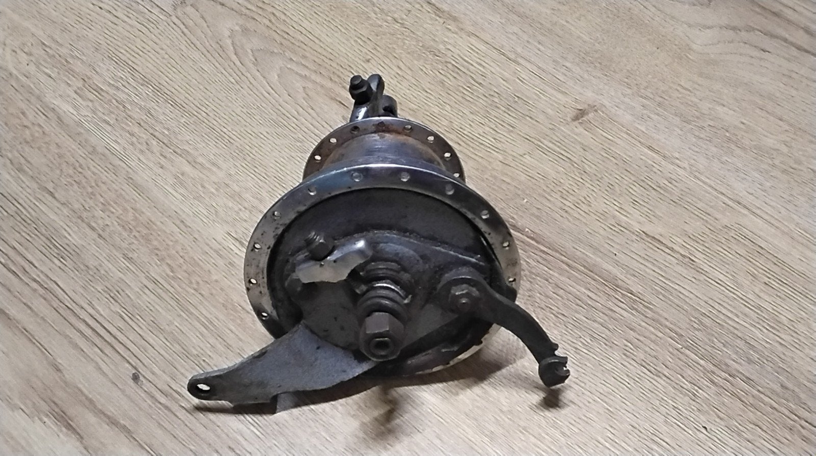 WERKENDE STURMEY ARCHER DRIE VERSNELLINGSNAAF MET TROMMELREM, Ophalen of Verzenden, Gebruikt
