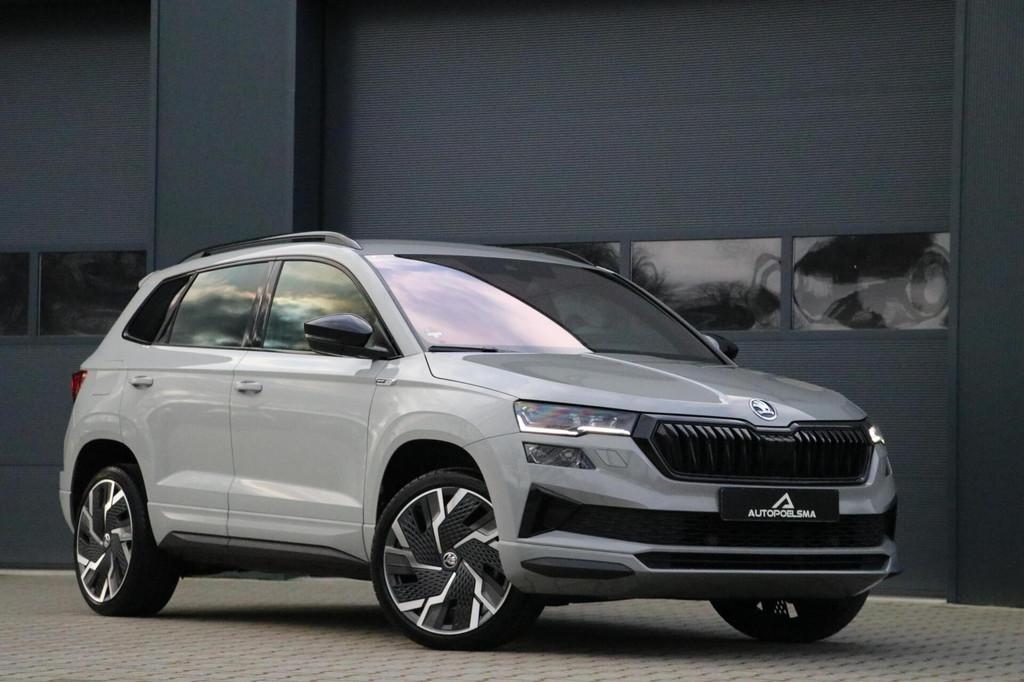 Skoda Karoq 1.5 TSI ACT SPORTLINE AdaptiveCruise Camera 19'I, Auto's, Skoda, Stof, 4 cilinders, 1317 kg, SUV of Terreinwagen