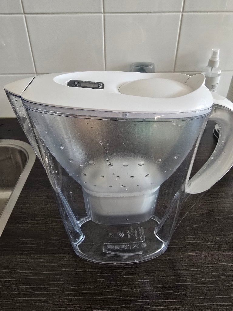 Brita waterfilterkan z.g.a.n, Overige typen, Kunststof, Ophalen of Verzenden, Zo goed als nieuw