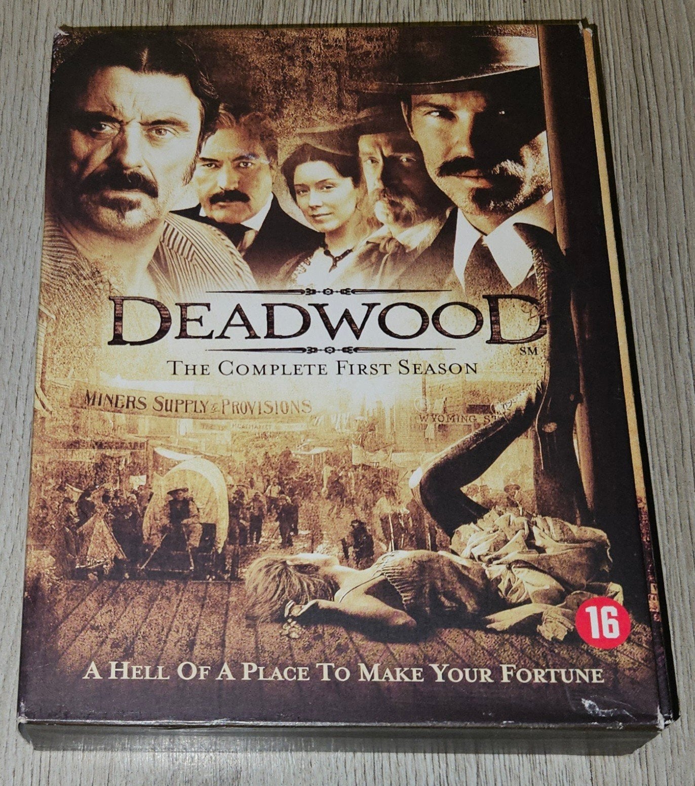 Deadwood - The Complete First Season (4DVD Boxset), Vanaf 16 jaar, Overige genres, Nederlands, Ophalen of Verzenden