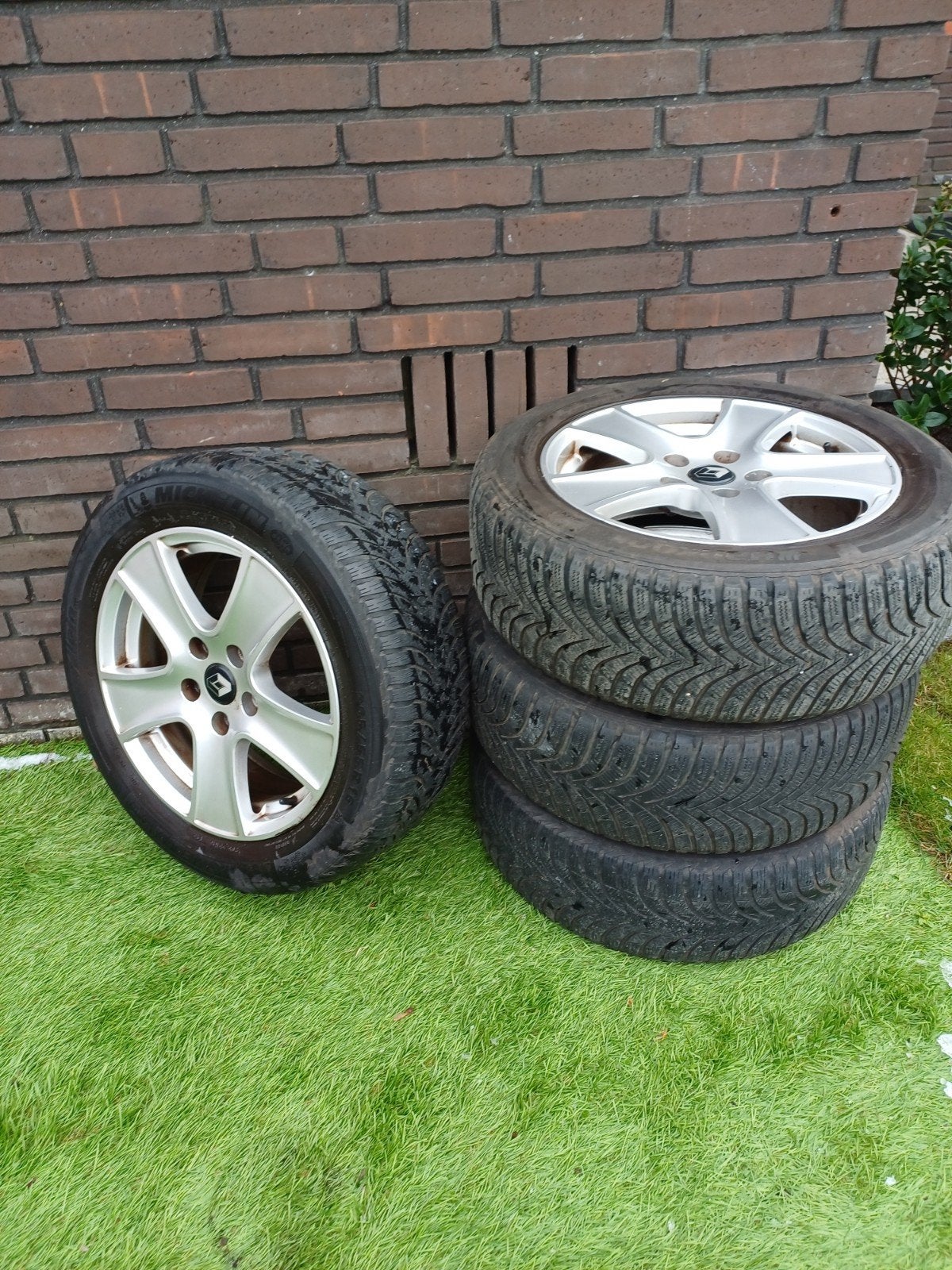4x velg  met winterband 205/55R16 ETR38 5 gats Reneault mega, Ophalen, Gebruikt, 16 inch, Banden en Velgen