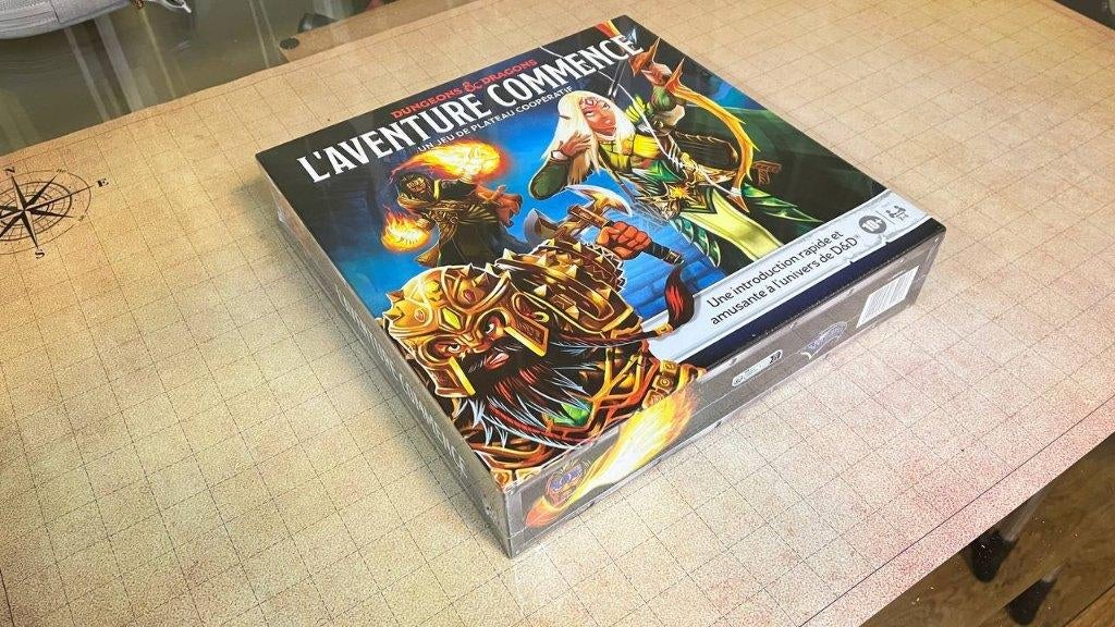 Dungeons & Dragons L'Aventure Commence - SEALED Frans, Ophalen of Verzenden, Nieuw, Overige soorten, Boek of Catalogus