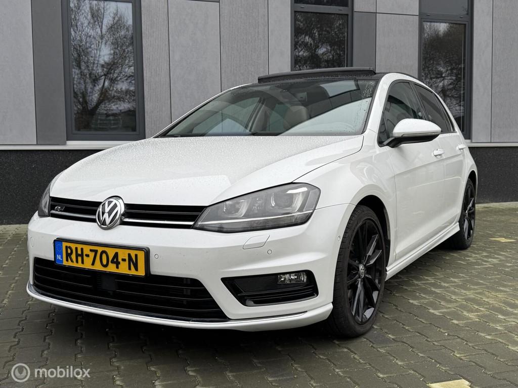 Volkswagen Golf 1.4 TSI ACT Parelmoer| Pano|Acc|Keyles|Leder, Auto's, Volkswagen, Gebruikt, Euro 6, 4 cilinders, Wit