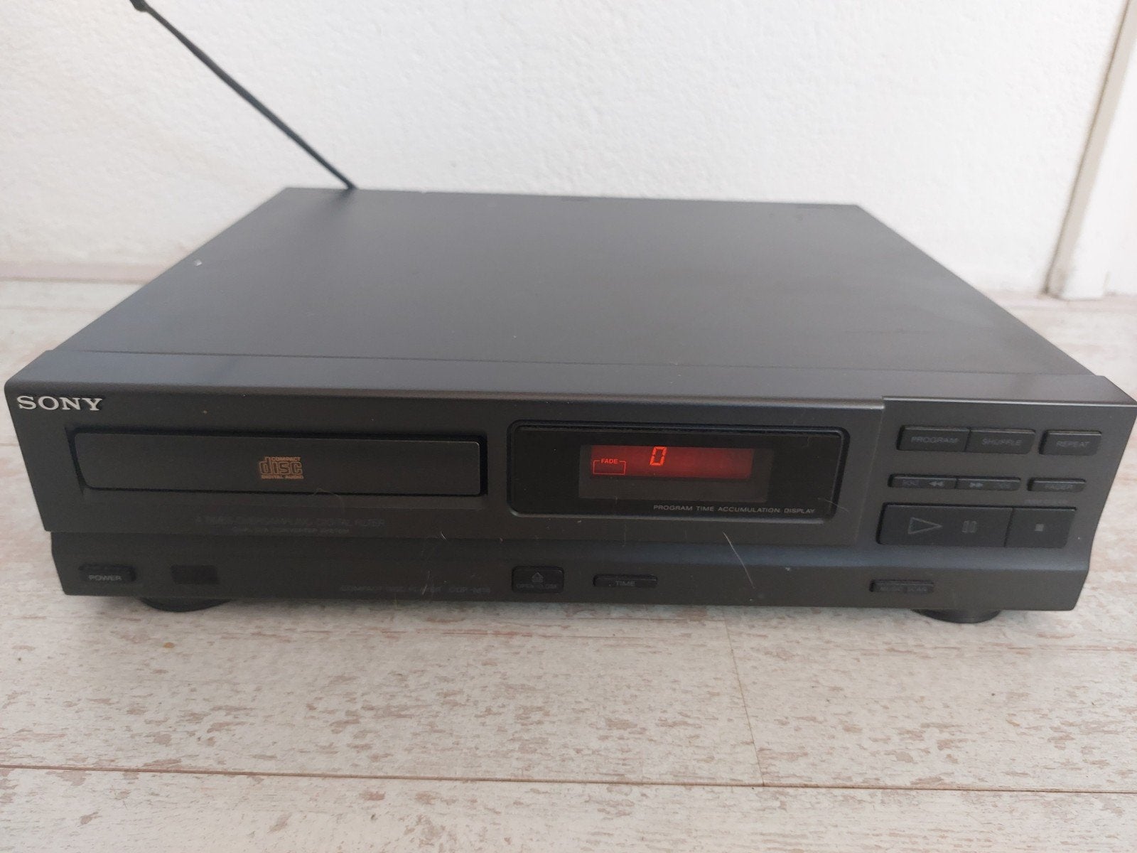 Sony CDP-M18 CD speler - Klassieke compact disc speler, Audio, Tv en Foto, Cd-spelers, Ophalen of Verzenden, Gebruikt, Sony