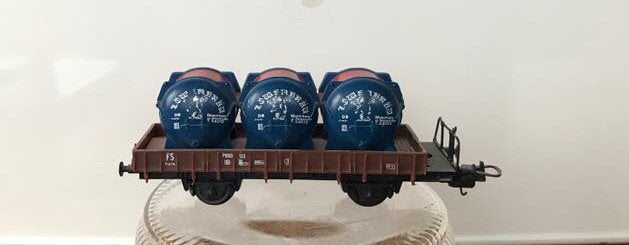 Lima 2819 platte wagen met 3 biercontainers, Gebruikt, Gelijkstroom, Wagon, Ophalen of Verzenden