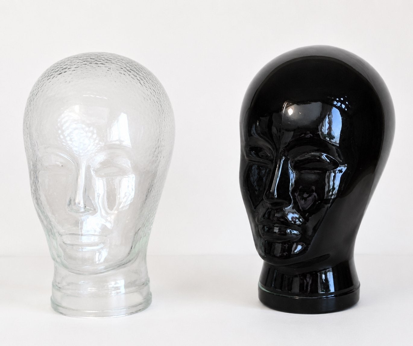 Twee glazen mannequin design hoofden, Ophalen of Verzenden, Huis en Inrichting