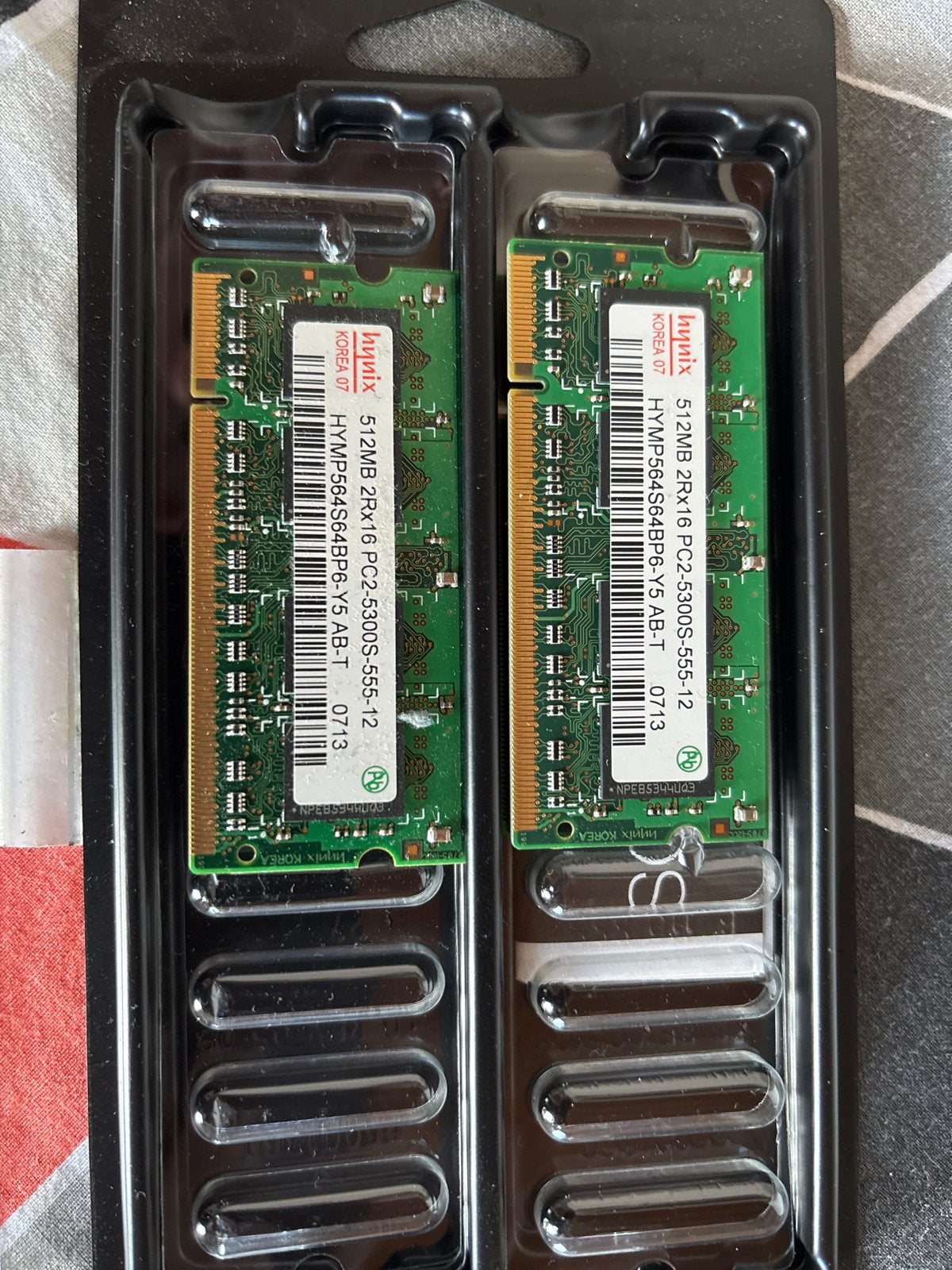 2x 512MB Hynix PC2-5300S DDR2 Laptop Geheugen RAM, Ophalen of Verzenden, DDR2, Laptop, Gebruikt