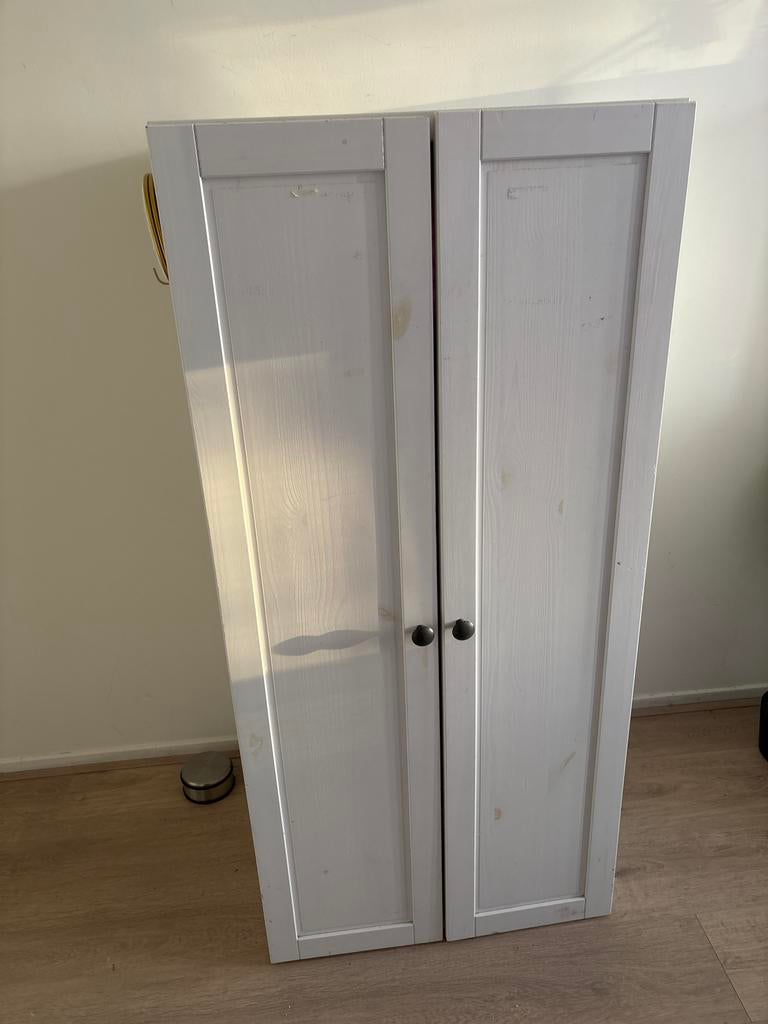 Ikea kast Hemnes, Gebruikt, 100 tot 150 cm, Overige houtsoorten, 50 tot 100 cm
