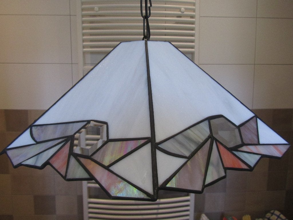 Tiffany hanglamp wit met gekleurde rand, Ophalen, Tiffany