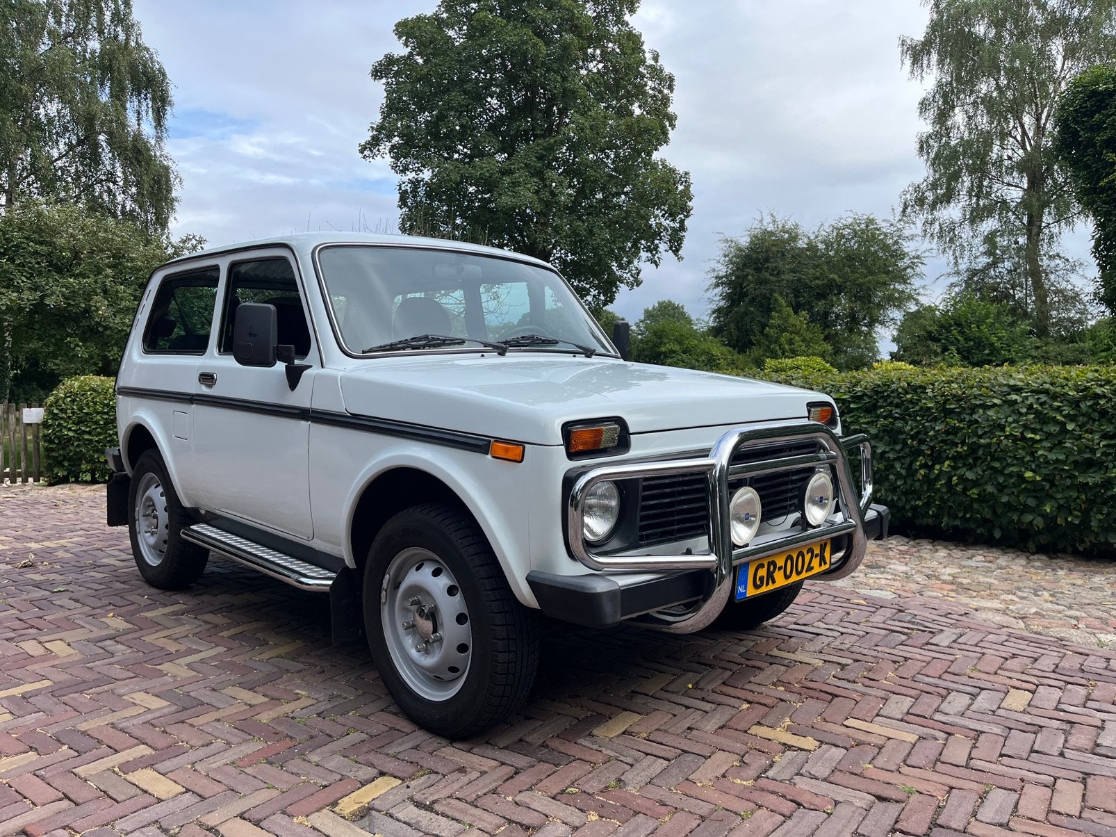 Lada Niva 1.7 I 4WD 2005 Wit, Auto's, Niva, Wit, 10 km/l, Vierwielaandrijving