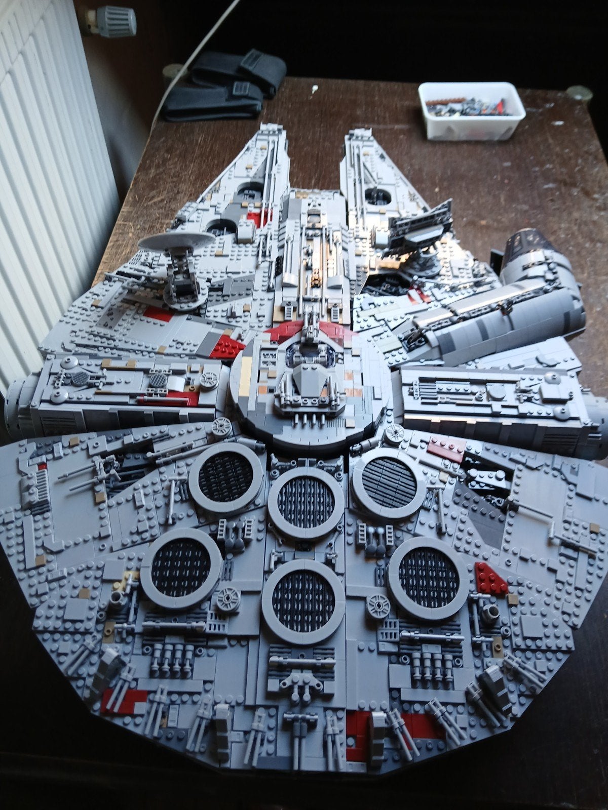 Millennium Falcon, Ophalen of Verzenden