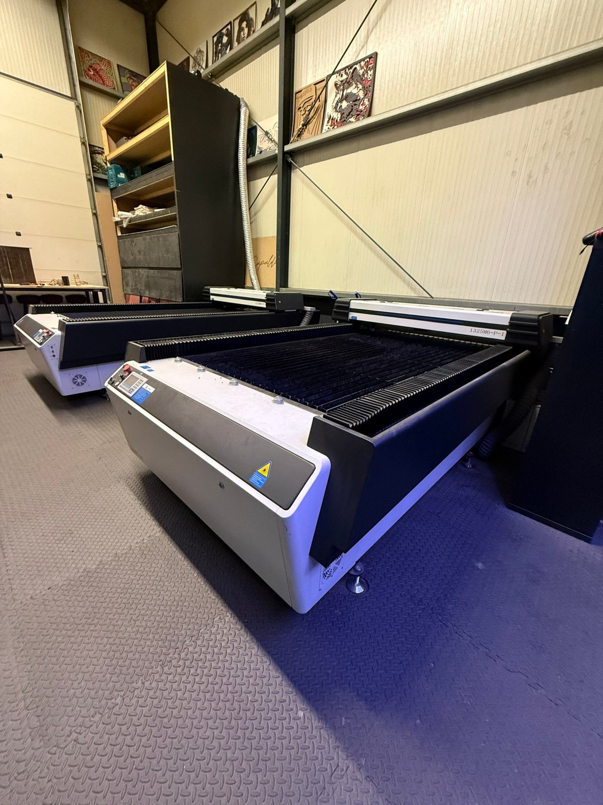 Professionele Co2 Lasers 1300x2500 150w bouwjaar 2025, Ophalen