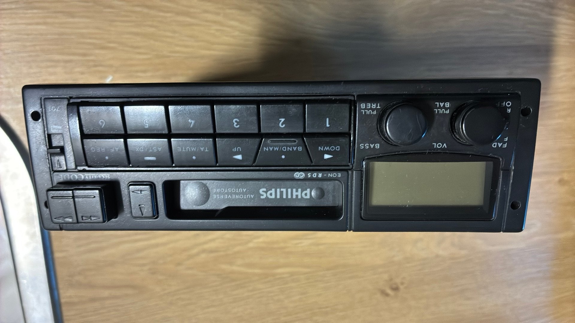 Philips dc 701 autoradio, Ophalen of Verzenden, Zo goed als nieuw