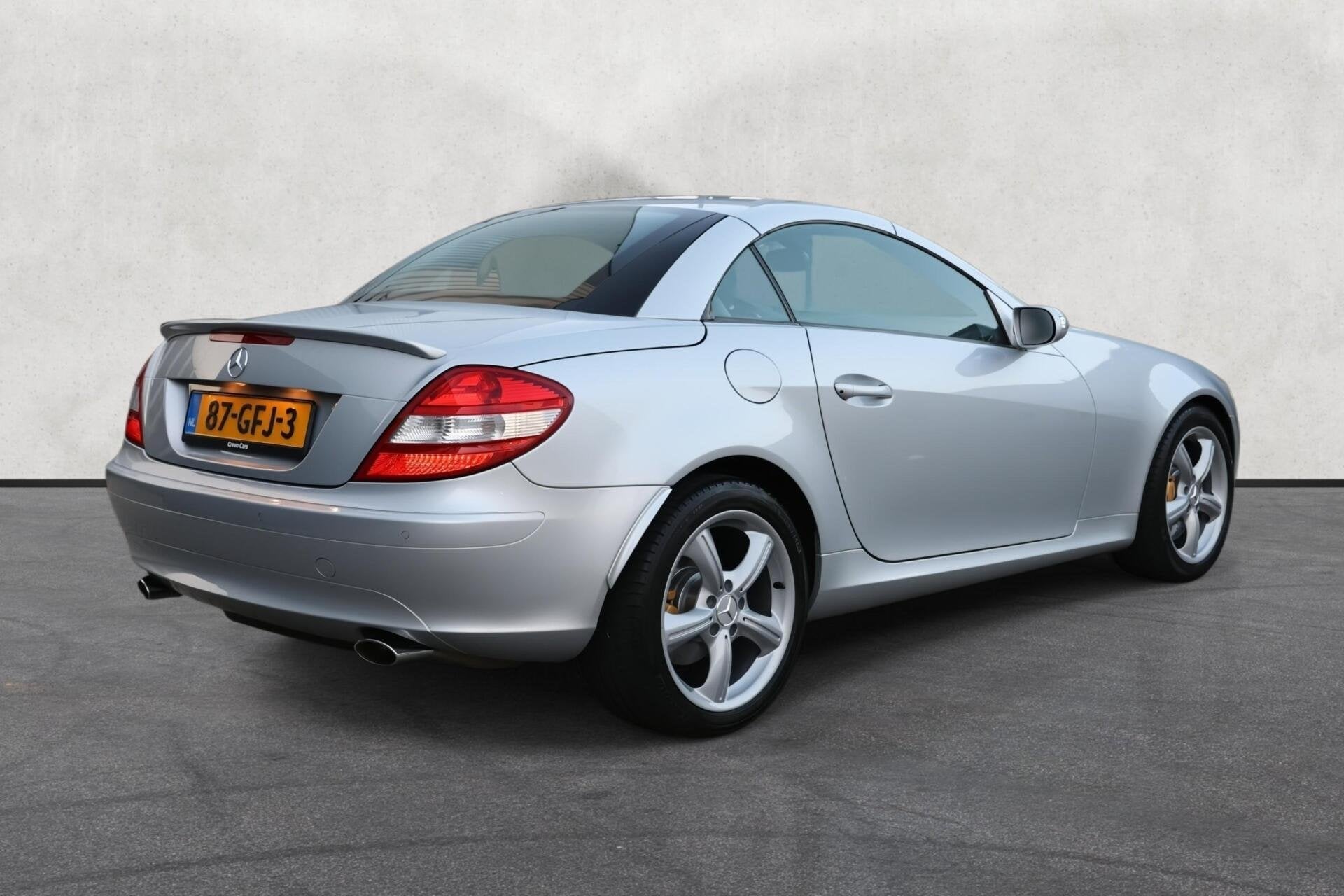Mercedes SLK-klasse 350 | V6 | Automaat | Leder | Airscarf |, Achterwielaandrijving, Zwart, Cabriolet, 2 stoelen