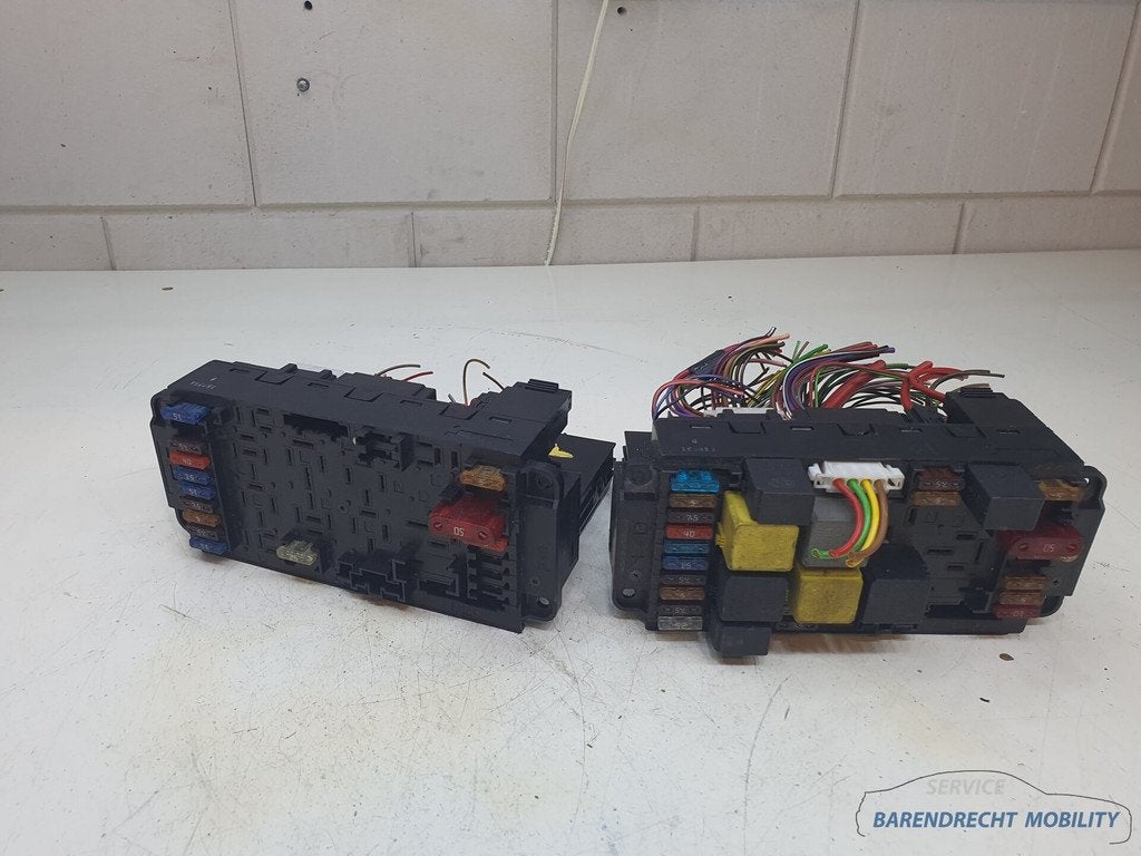 Zekeringkast SAM module W203 W209 C klasse CLK Mercedes 0025, Gebruikt, Mercedes-Benz AG, Mercedes-Benz, Ophalen of Verzenden