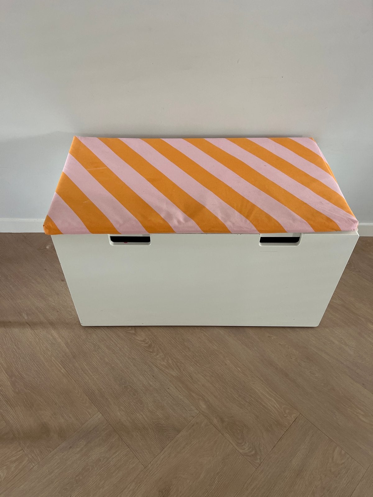 IKEA Opbergbak met Kussen - Speelgoedkist, Ophalen, Gebruikt, Jongen of Meisje